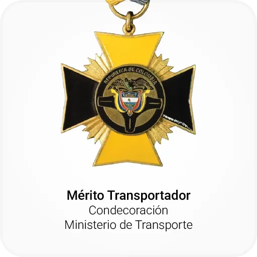 halcones-condecoración-al-mérito-transportador